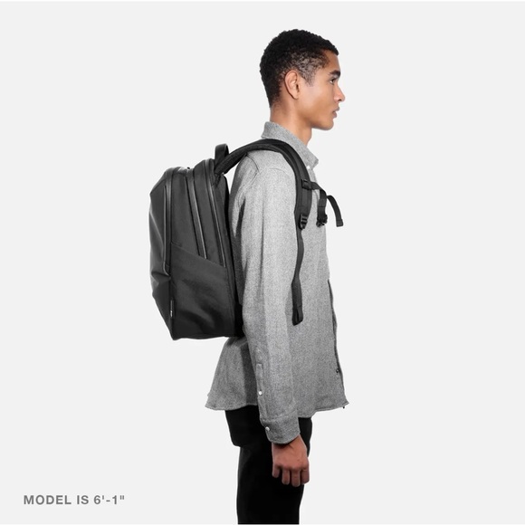 Aer San Francisco Tech Pack 2 - Picture 4 of 16